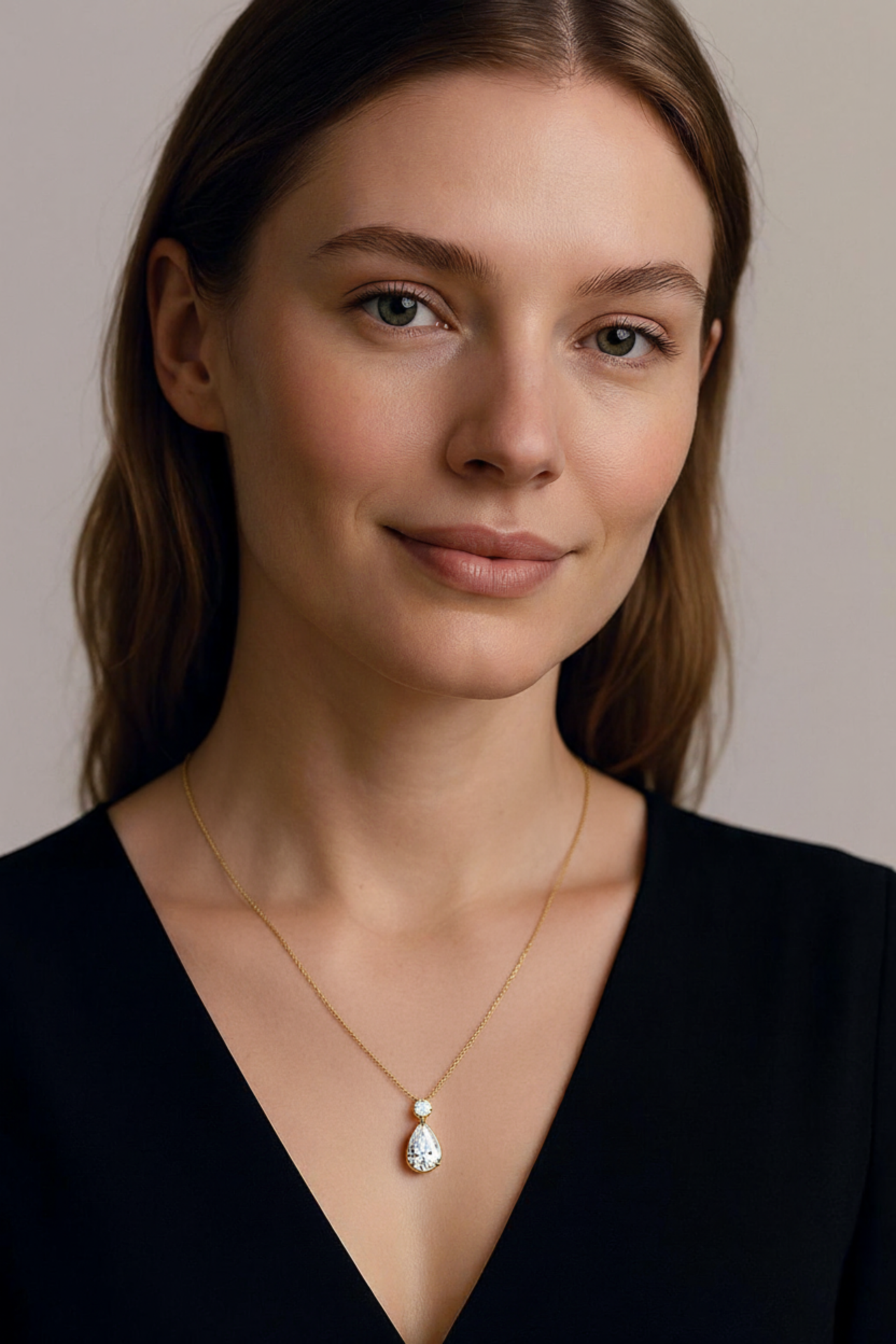 Pear and Butter Yellow Gold Necklace